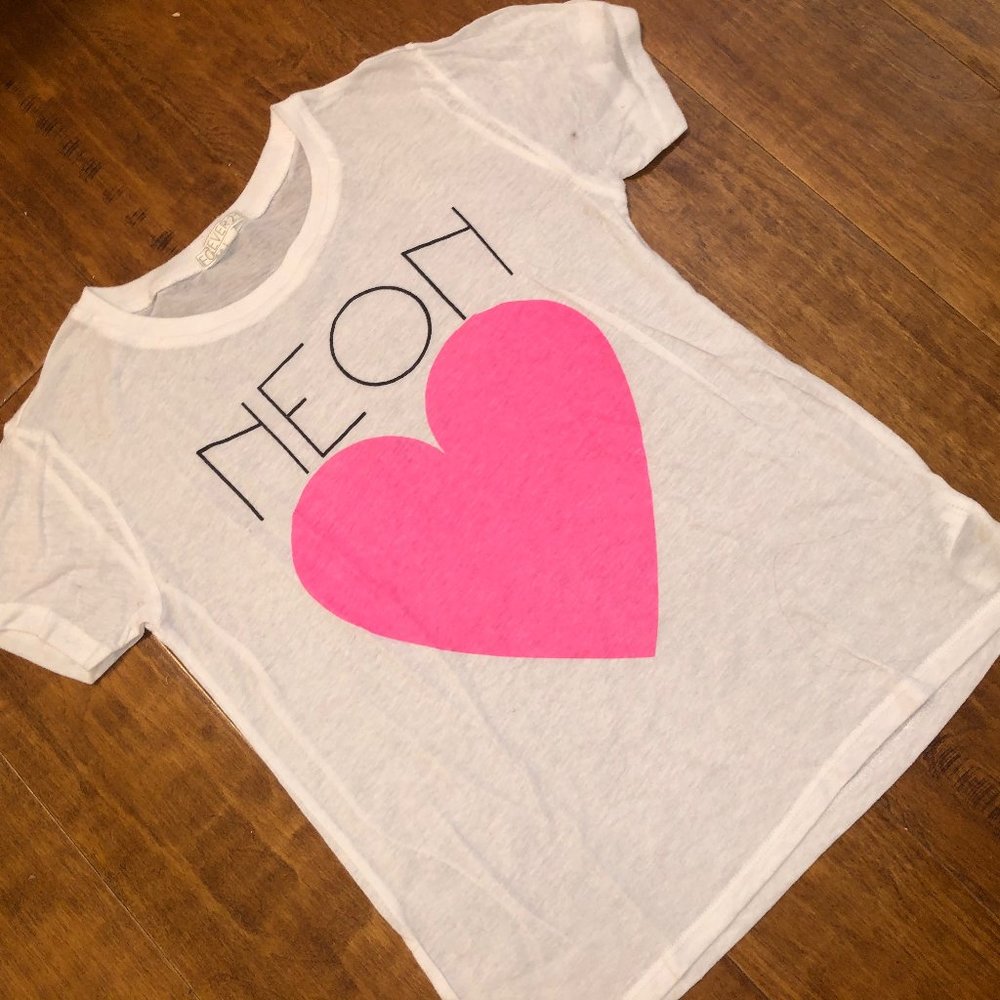 FOREVER 21 NEON Pink Heart Shirt
